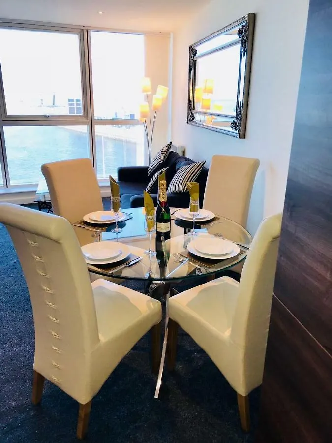 Luxury 2 Bedroom Apartment In Prime City Location Belfast Velká Británie